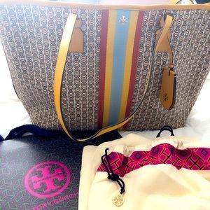 👜AUTHENTIC 👜Tory Burch Gemini Tote Bag